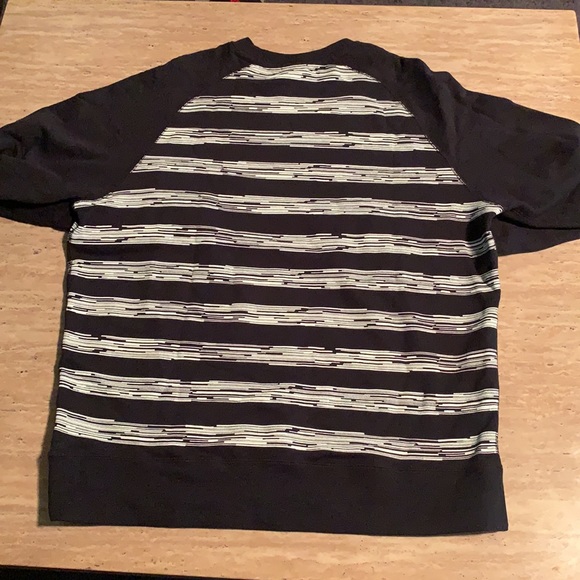 Nike Crew Neck Sweatshirt Size XL - Picture 2 of 2